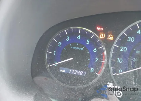 2010 Toyota Sienna Le from USA, damaged, VIN 5TDKK4CC6AS315108